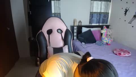 violeta.. online show from 02.24.25