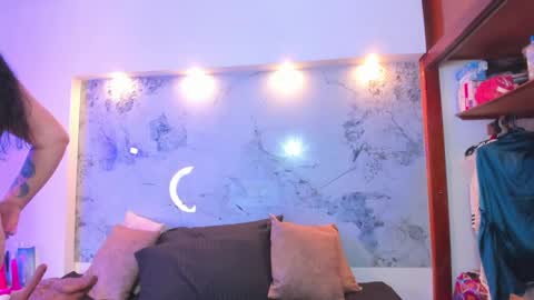 Violet  online show from 09.11.25