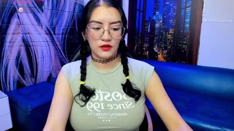 Snapshot of violeta_diazz chatting on 01.15.25 online show from 01.15.25
