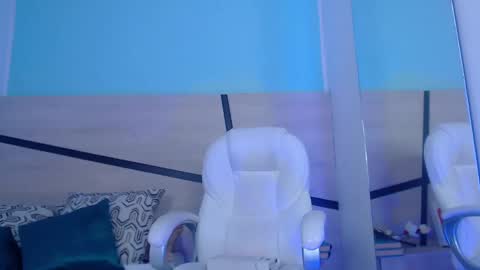 Violeta leon online show from 01.08.25
