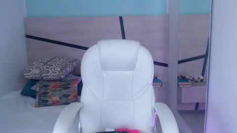 Violeta leon online show from 01.11.25