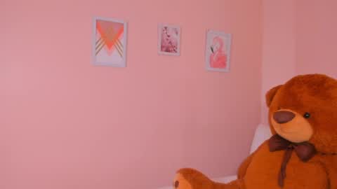 Snapshot of violeta_rodriguez_ chatting on 06.05.26 Violeta Rodriguez online show from 06.05.26