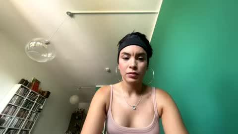 Snapshot of violeta_rodriguez_ chatting on 08.03.26 Violeta Rodriguez online show from 08.03.26