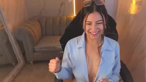 Snapshot of violeta_tf chatting on 02.19.26 violeta_tf online show from 02.19.26