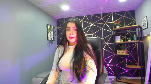 Snapshot of violeta_velle chatting on 10.08.25 violeta_velle online show from 10.08.25
