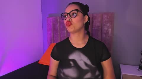 violeta  online show from 03.11.26