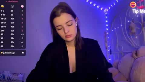 Snapshot of violetamelia chatting on 02.09.26 Eva online show from 02.09.26