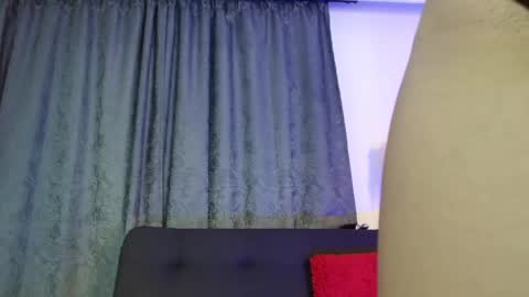Snapshot of violetarainn chatting on 09.29.25 Violeta online show from 09.29.25