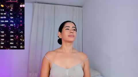Snapshot of violetasotter chatting on 06.28.26 Violeta online show from 06.28.26
