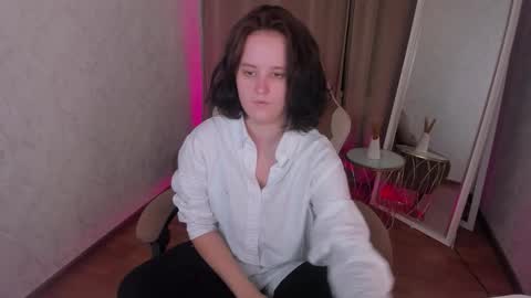 Violet online show from 11.05.25