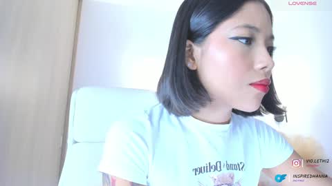 violeth___ online show from 12.20.24