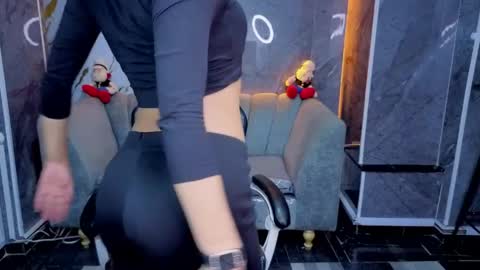 violeth_b online show from 04.20.26