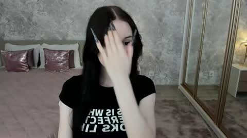 violetharmee online show from 05.24.26