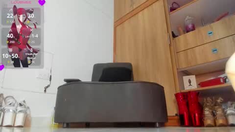 VIOLETA MONTANA online show from 10.25.25