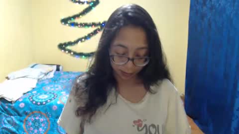 Snapshot of violetsexhot999 chatting on 12.28.24 Violet777 online show from 12.28.24