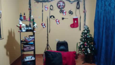 Violet777  online show from 11.20.25