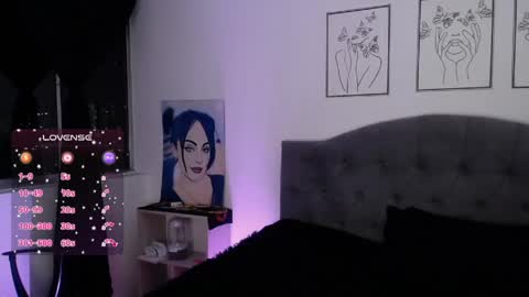 Snapshot of violett_hottie chatting on 05.05.26 violett Independent model online show from 05.05.26