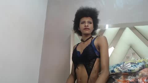 V I O L E T T E  online show from 04.13.26