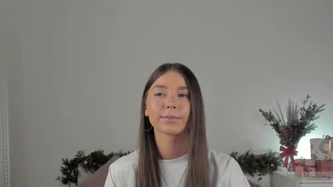 violetta_finch online show from 01.19.25