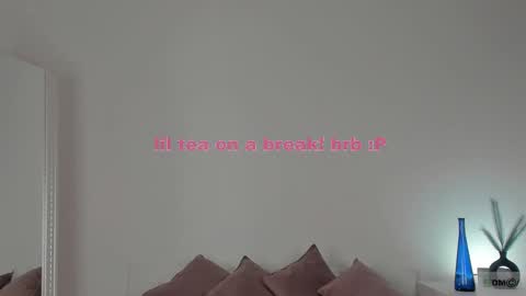 violetta_finch online show from 02.13.25