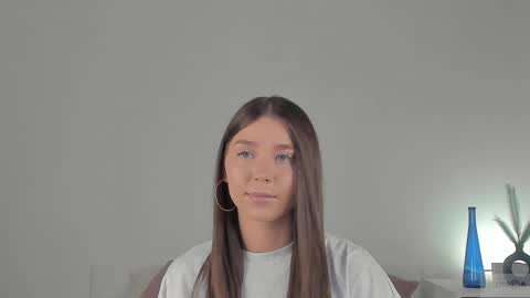 violetta_finch online show from 02.28.25