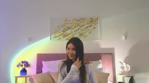 violetta_finch online show from 04.06.26