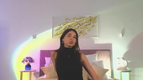 Snapshot of violetta_finch chatting on 04.20.26 violetta_finch online show from 04.20.26