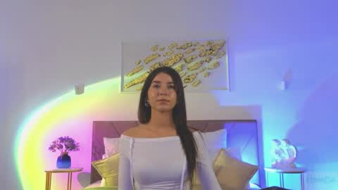 Snapshot of violetta_finch chatting on 04.26.26 violetta_finch online show from 04.26.26