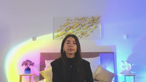 Snapshot of violetta_finch chatting on 04.28.26 violetta_finch online show from 04.28.26