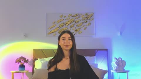 Snapshot of violetta_finch chatting on 05.24.26 violetta_finch online show from 05.24.26