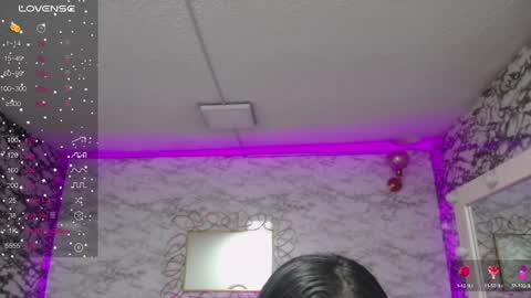Snapshot of violetta_jhonson_v chatting on 01.10.25 Violetta online show from 01.10.25