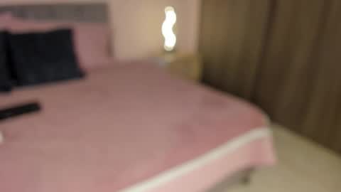 violetta independent model online show from 12.23.25