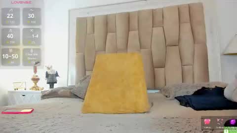 Princess Violet Valerious Follow me IGX violetvalerious online show from 02.28.26