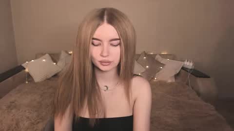 ViolettaOtis online show from 02.02.25