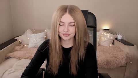 ViolettaOtis online show from 02.16.25