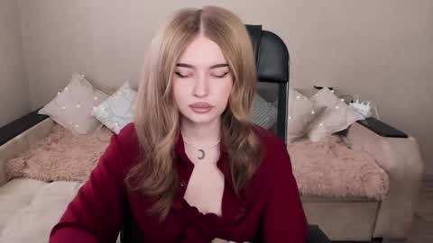 ViolettaOtis online show from 02.26.25