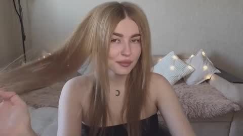 ViolettaOtis online show from 09.21.25