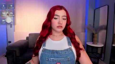 Snapshot of violettcastel chatting on 02.18.25 Violett Castel online show from 02.18.25