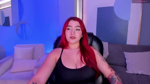Snapshot of violettcastel chatting on 03.10.25 Violett Castel online show from 03.10.25