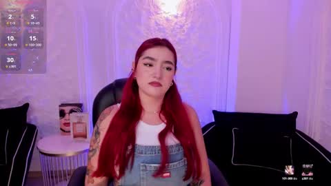 Snapshot of violettcastel chatting on 10.16.25 Violett Castel online show from 10.16.25
