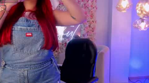 Violett Castel online show from 10.26.25