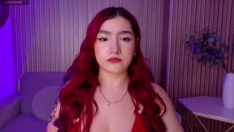 Snapshot of violettcastel chatting on 01.18.26 Violett Castel online show from 01.18.26