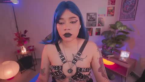 JULIE UWU online show from 02.25.26