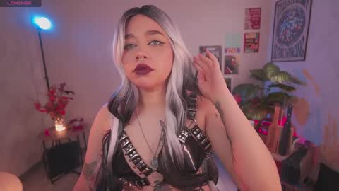 JULIE UWU online show from 03.31.26