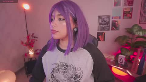 JULIE UWU online show from 04.14.26