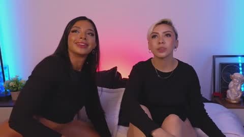 Violet online show from 01.16.25