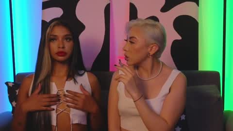 Violet online show from 02.04.25