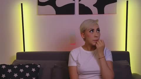 Violet online show from 03.02.25