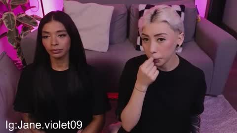 Violet online show from 10.17.25