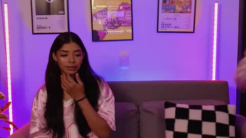 Snapshot of violettgrey_ chatting on 02.13.26 Violet online show from 02.13.26